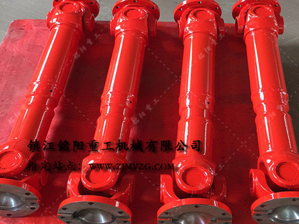 新式整體叉頭式萬向聯(lián)軸器是冶金、軋鋼等機(jī)械設(shè)備的優(yōu)選傳動(dòng)件-萬向聯(lián)軸器